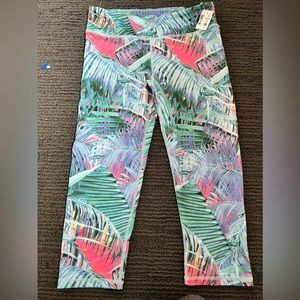 Live love dream athletic crops